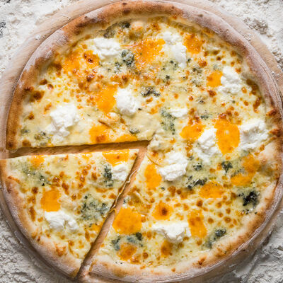 Пицца Четыре сыра в Be My Pizza! по цене 895 ₽