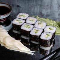 Ролл с авокадо в My Sushi