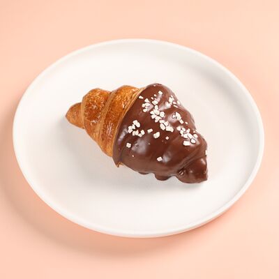 Круассан с шоколадным кремом в Север-Метрополь по цене 295 ₽
