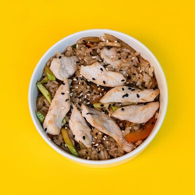 Рис с курицей в Ихтус по цене 490 ₽