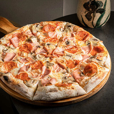 Пицца Домашняя в Качуко по цене 875 ₽