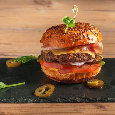 Шеф-чизбургер в Соло по цене 550 ₽