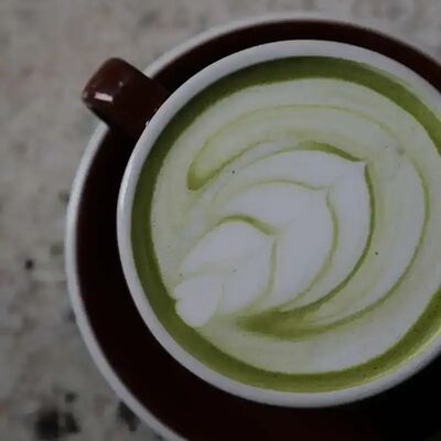 Матча капучино зеленый в Tin по цене 400 ₽