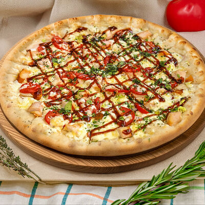 Цыплёнок барбекю в Food74 Court Суши Пицца по цене 940 ₽
