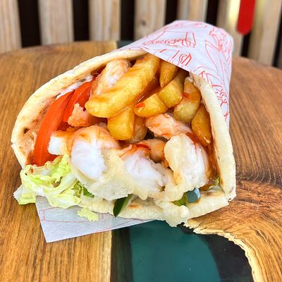 Пита с креветками Свит чили в Umami по цене 520 ₽