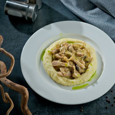 Цыпленок в горчичном соусев Белый Аист по цене 540 ₽