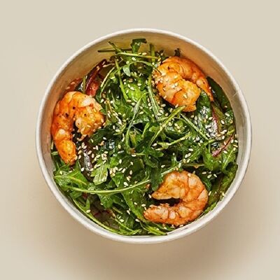 Микс-салат с креветками и имбирной заправкой в Хорошим Людям по цене 804 ₽
