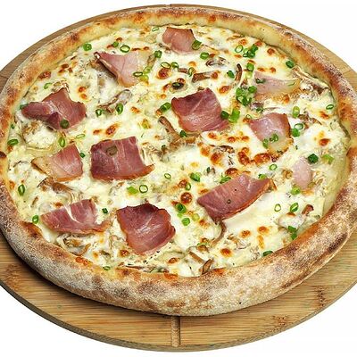 Пицца с окороком и лисичками в Золотая вобла по цене 780 ₽