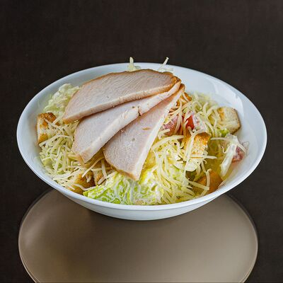 Цезарь с курицей в Васаби по цене 565 ₽