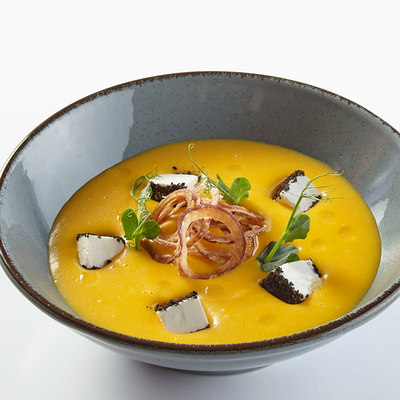 Крем-суп тыквенный с фета в Слоёнка по цене 450 ₽