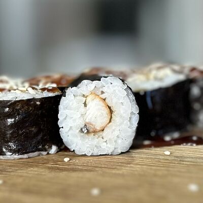 Мини с угрем в ГансРолл по цене 435 ₽