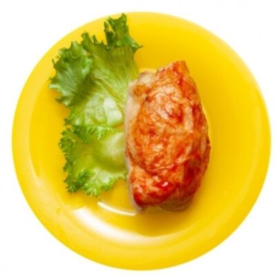 Рулет куриный с черносливом в Солнечный день по цене 264 ₽