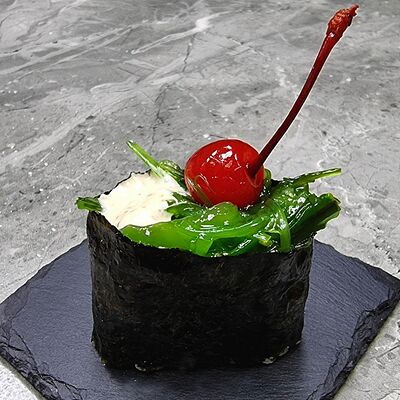 Гункан с чукой в Full house по цене 137 ₽