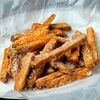 Батат фри с сыром Пармезан в Mesto Burger по цене 349