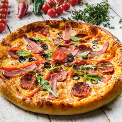 Ассорти пицца в Шаурма на углях Шаум по цене 990 ₽