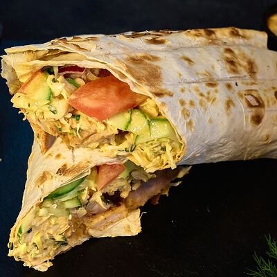 Шаурма из курицы в Кафе Наше Место по цене 390 ₽