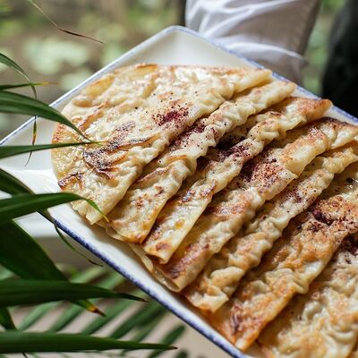 Сет мясных кутабов 10 шт. в Почувствуй Вкус Азербайджана по цене 3290 ₽