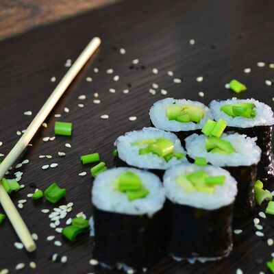 Авокадо маки в СУШИKING по цене 179 ₽
