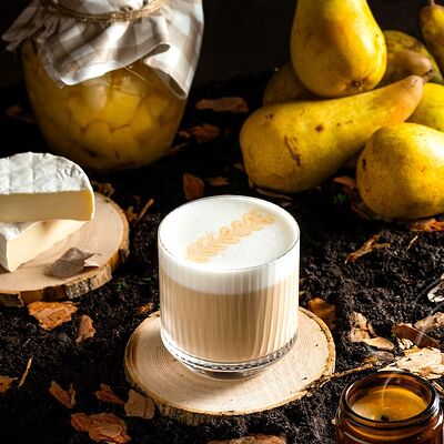 Крем-Латте Ананас-Камамбер в Baggins Coffee по цене 415 ₽