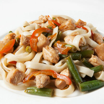 Удон с индейкой в Фитнес меню по цене 625 ₽