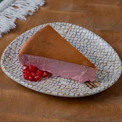 Гранатовый чизкейкв Куркума по цене 530 ₽