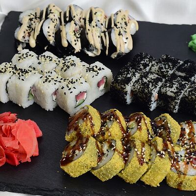 Сет Weekend в Самое популярное кафе по цене 990