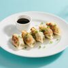 Гедза с курицей и соево-кунжутным соусом в Киоки Суши по цене 525