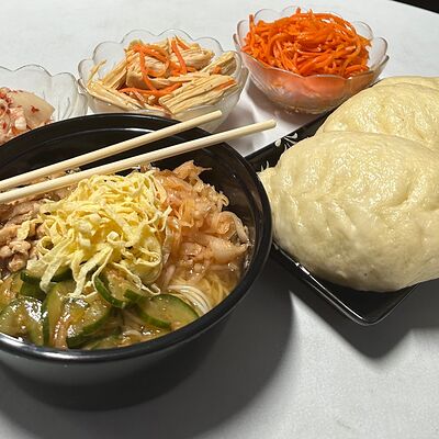 Комбо №3-1 Пянсе со свининой и кукси со свининой в Пянсе по цене 599 ₽