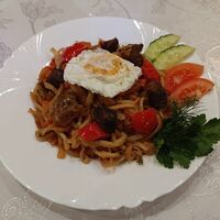 Лагман жаренный в Чайхана