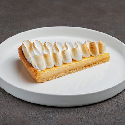 Лимонный тарт в МОСТ бистро по цене 450 ₽