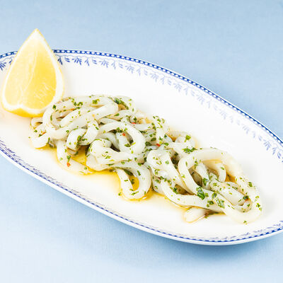 Бланшированные кольца кальмара, азиатский соус в Рыба моей мечты по цене 650 ₽