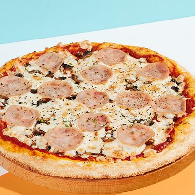 Ветчина-грибы пицца 25 см в Ostrov по цене 623 ₽