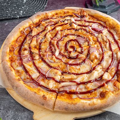 Пицца с цыпленком барбекю в Новые Лица по цене 860