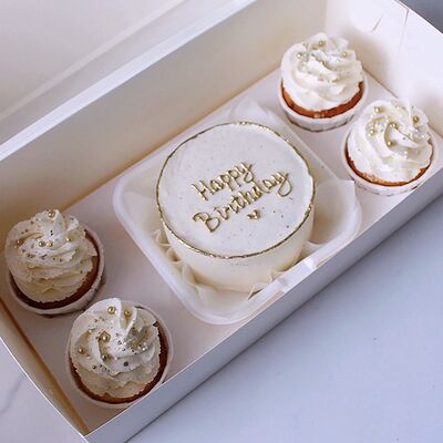 Набор Happy birthday с золотом в Miracle bakery по цене 3790 ₽