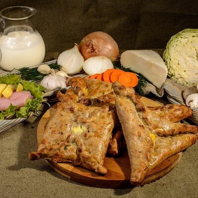 Чукуры с горбушей в Пироги по-коми по цене 1268 ₽