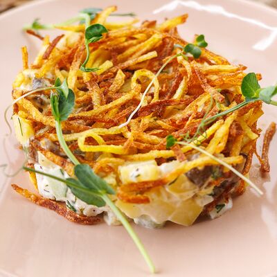 Салат Гнездо ласточки в Вкусный шашлык и не только по цене 490 ₽