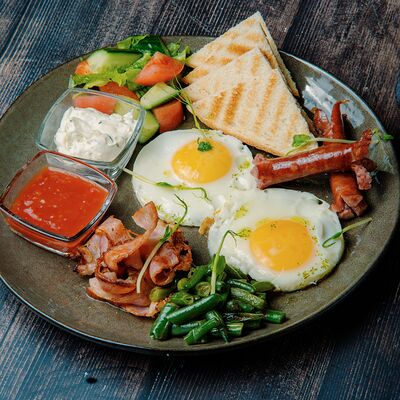 Большой завтрак в Вкус кафе по цене 577 ₽