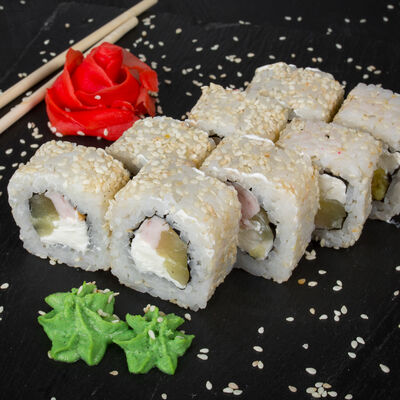 Ролл Экзотик с курицей в Аквасуши по цене 309