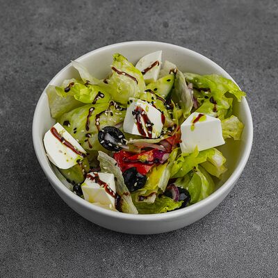 Греческий салат в Гурман по цене 340 ₽