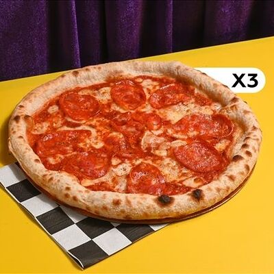 Трио Пепперони в Cheesemania по цене 1450 ₽