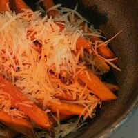 Батат с пармезаном в Light Garden