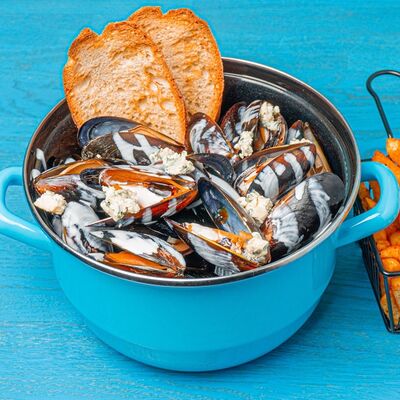 Мидии в соусе блю-чиз в Pacific по цене 1200 ₽