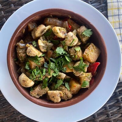 Оджахури со свининой и грибами в Хинкальня по цене 24 р.