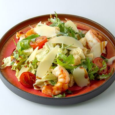 Цезарь с креветками в Акияна по цене 599 ₽