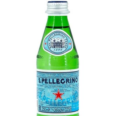 Вода San Pellegrino газированная в Alius по цене 219 ₽