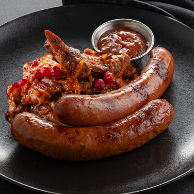 Бараньи колбаски с тушеной капустой в Jager restopub по цене 880 ₽