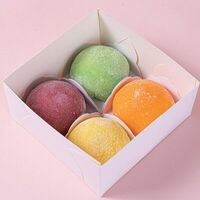 Набор пирожных моти в Kitchen lab