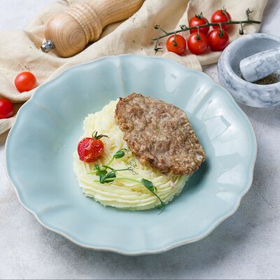 Фирменная котлета из 3-х видов мяса в Debaton по цене 533