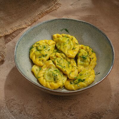 Вареники Картофельная поляна в ПЕЛЬМЕНИН по цене 245 ₽