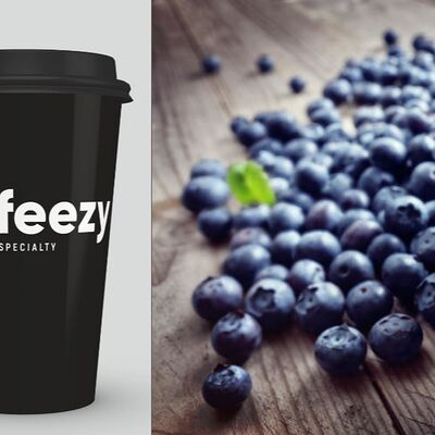 Кофе Раф черника с кокосом в кофе Coffeezy Specialty / Мороженое 33 пингвина по цене 330 ₽